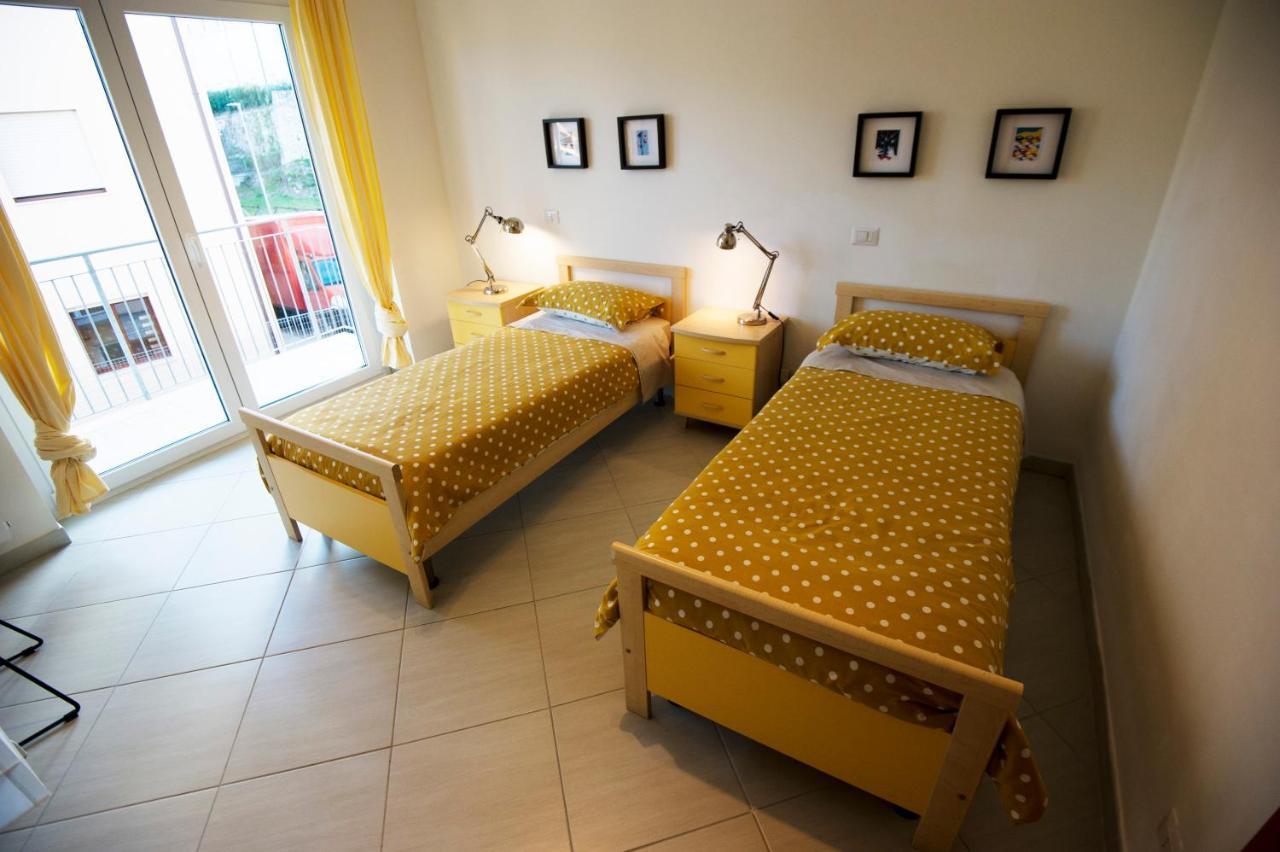 Appartement Casa San Bernardino - Private Parking à LʼAquila Extérieur photo