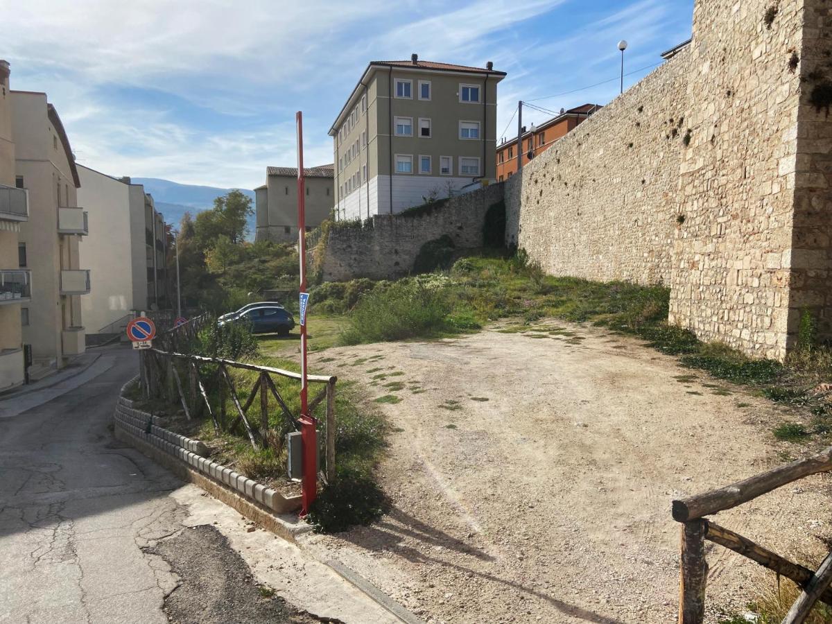 Appartement Casa San Bernardino - Private Parking à LʼAquila Extérieur photo